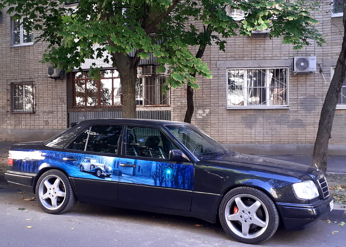 Ретро-авто. Фото автора.