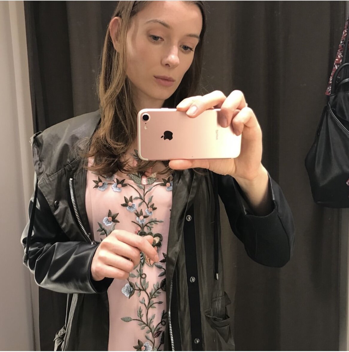 Архивное фото, на мне лифчик с пушапом. О, ужас! Как другой человек))) 