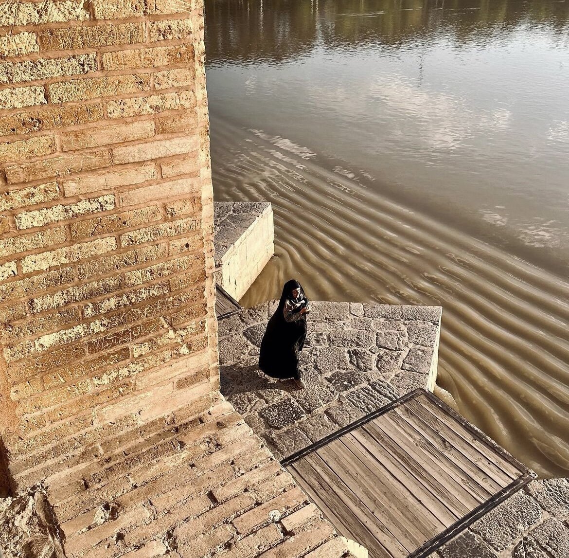 Мосты и набережная -  излюбленные места отдыха исфацанцев