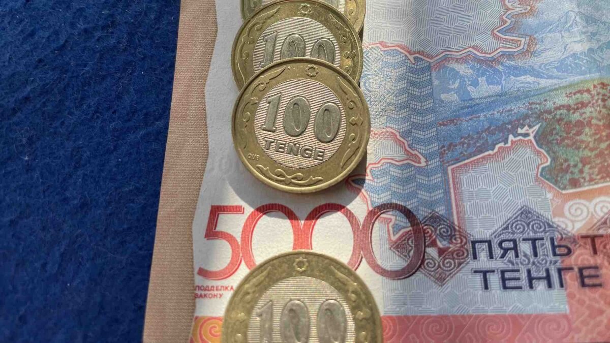    Фото: Bizmedia.kz Август Макаров