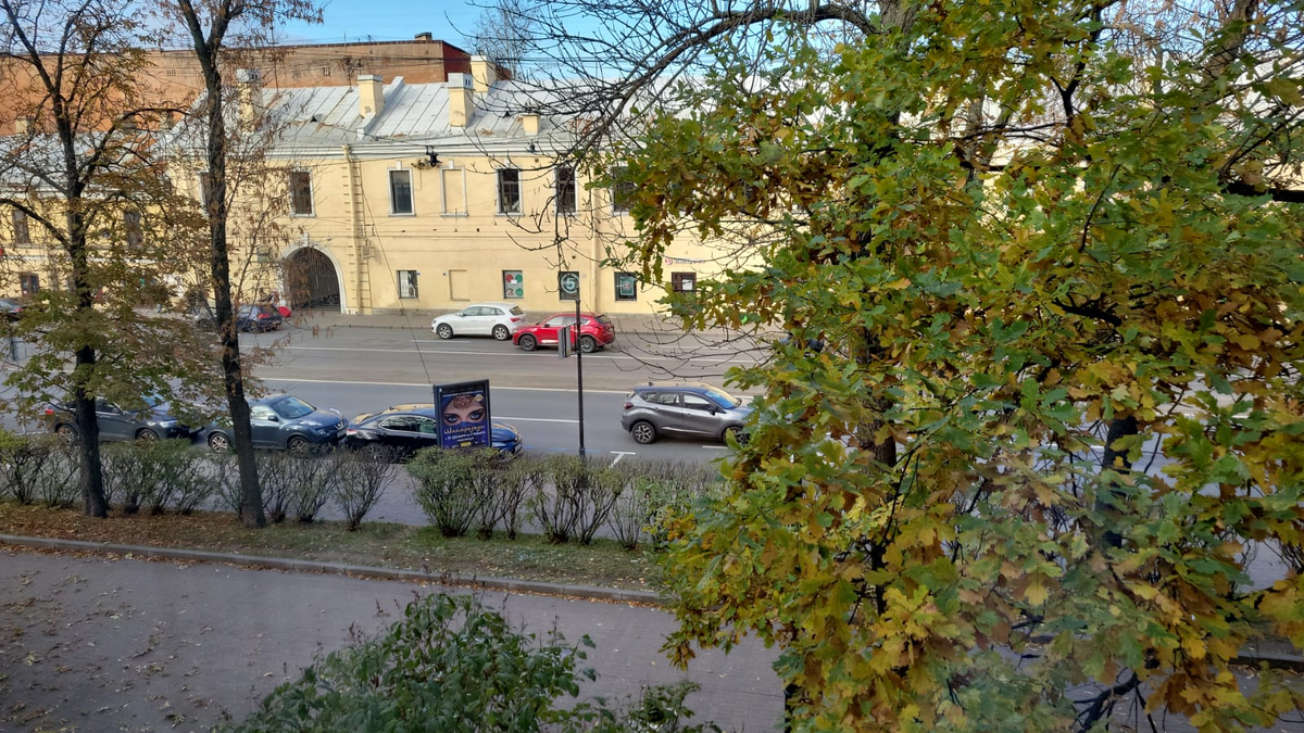 Фото Питера. Осень в Питере. Загородный проспект фото.