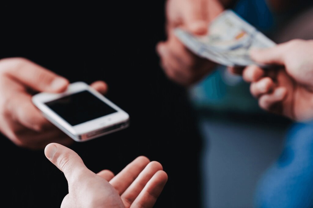 В Твери УМВД советует не устанавливать программу удаленного доступа на телефон