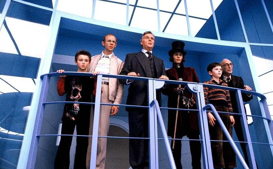 Кадр из фильма «Чарли и шоколадная фабрика», 2005, США