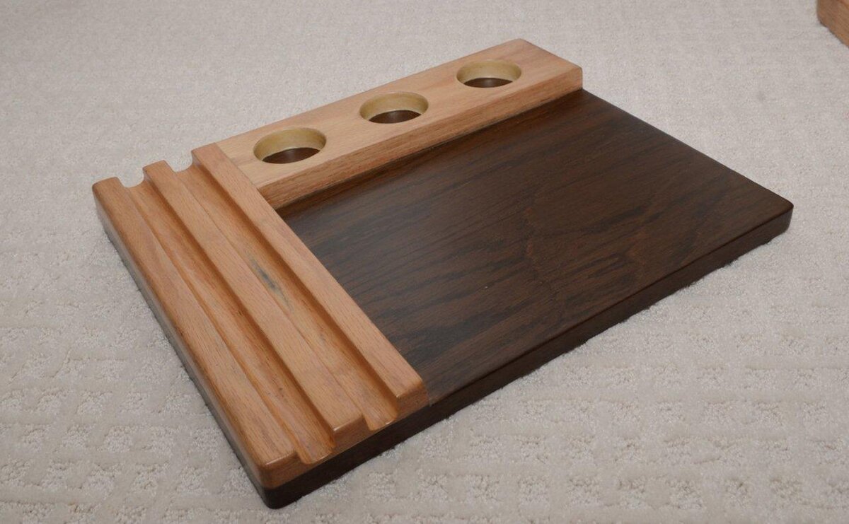 Настольный прибор