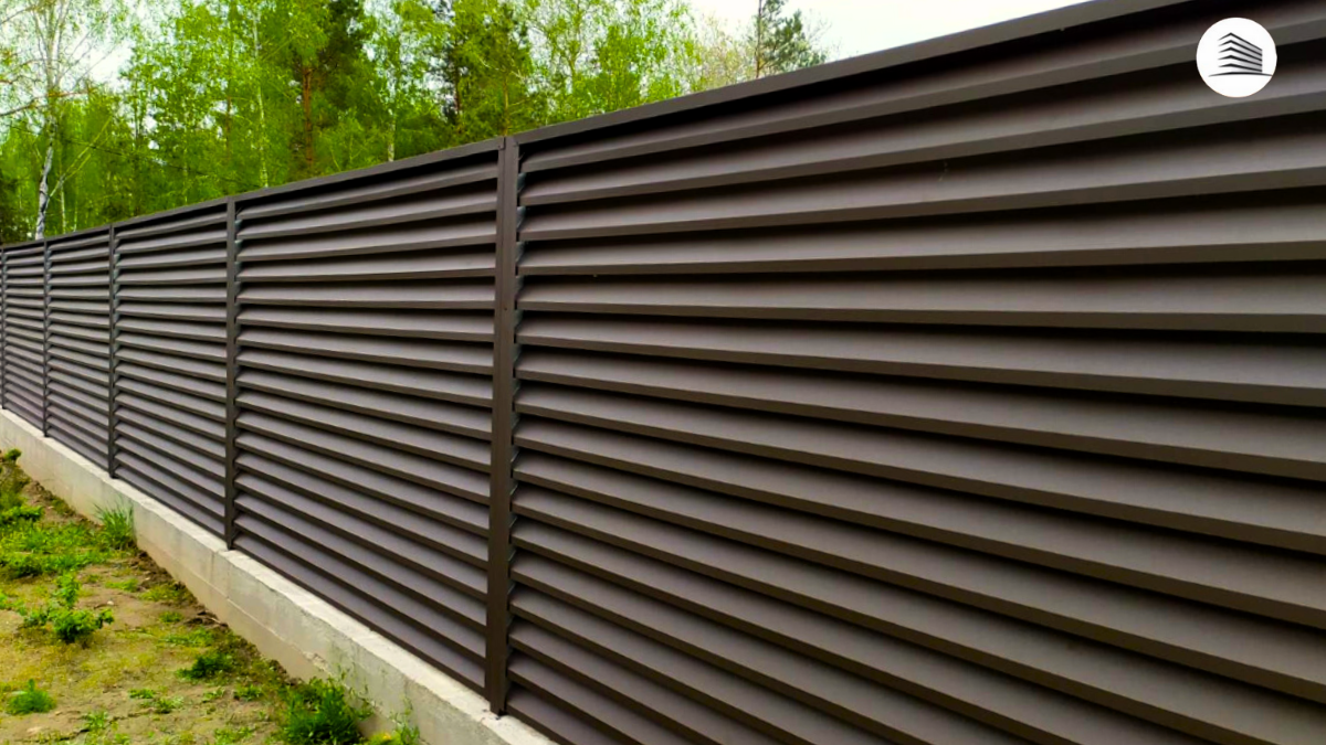 Столбы на ленточном фундаменте