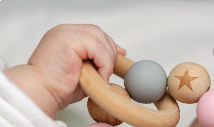 Выбирайте игрушки экологичных материалов