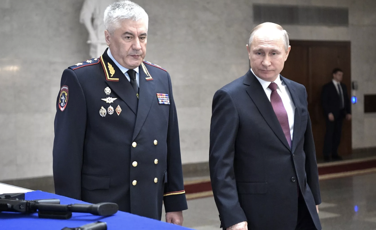Министр мвд


<div class=