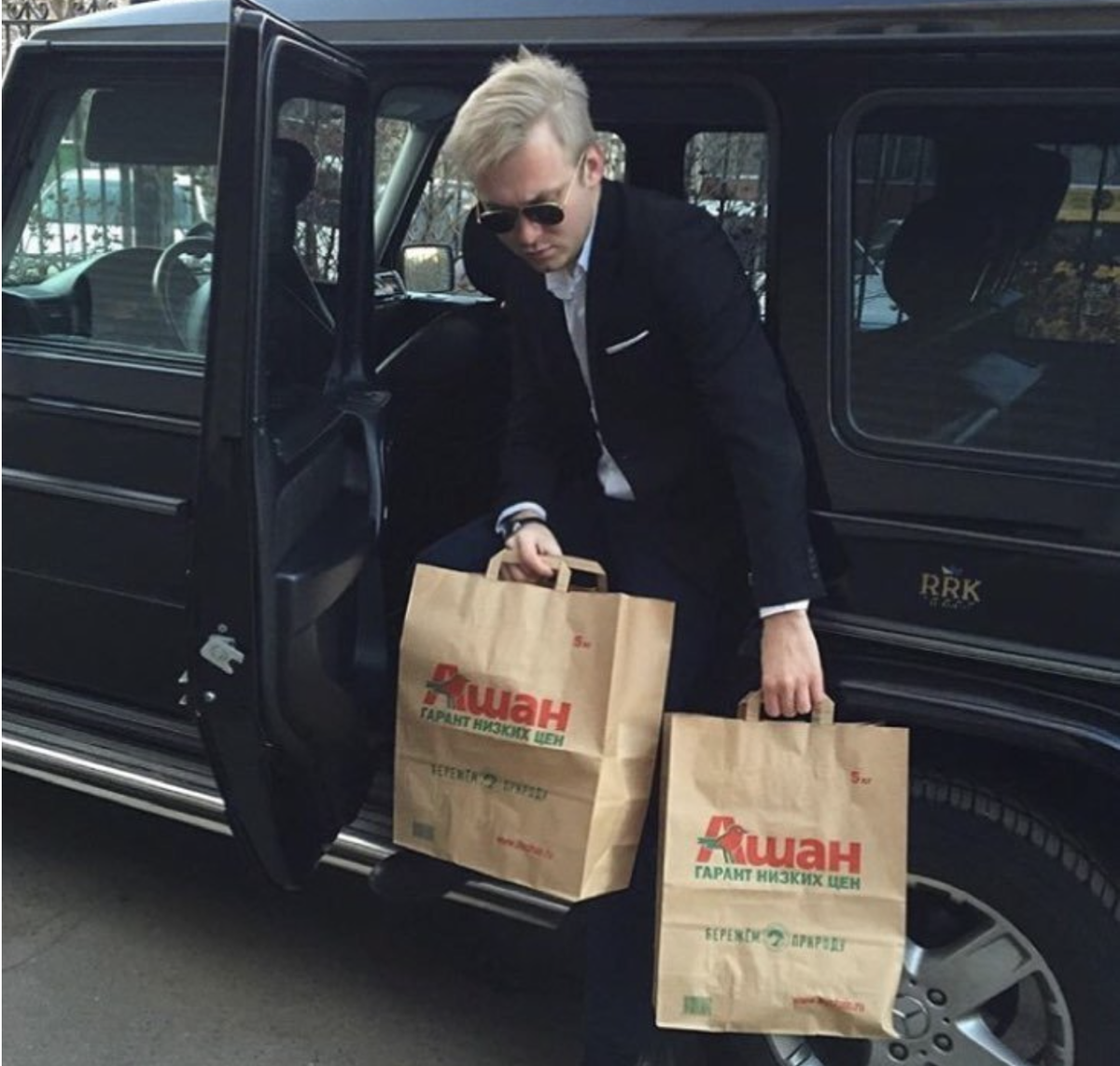 И статус не пострадал