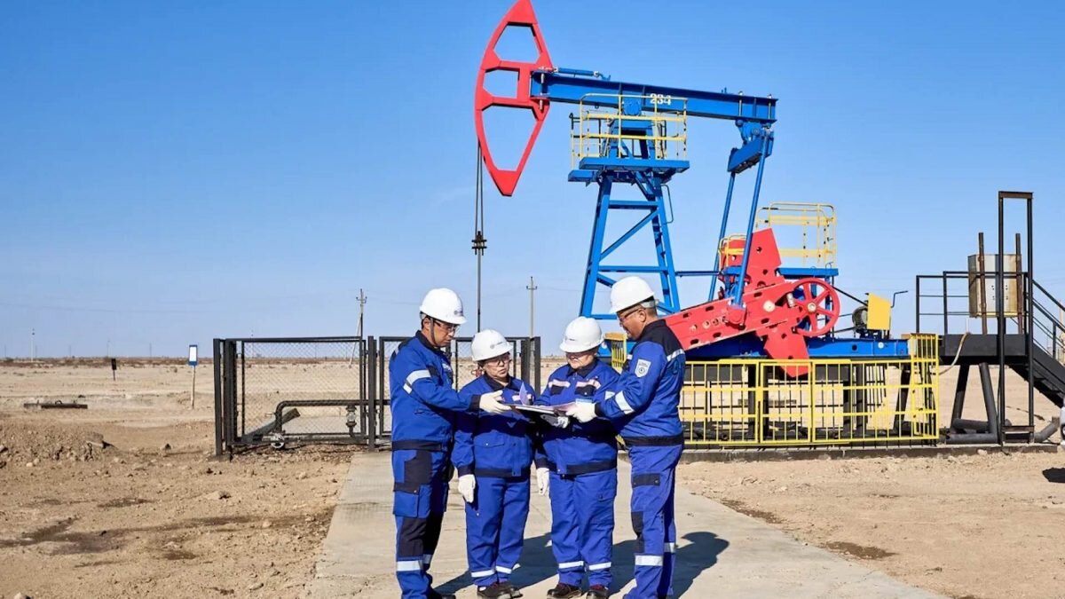    Фото: КМГ Август Макаров