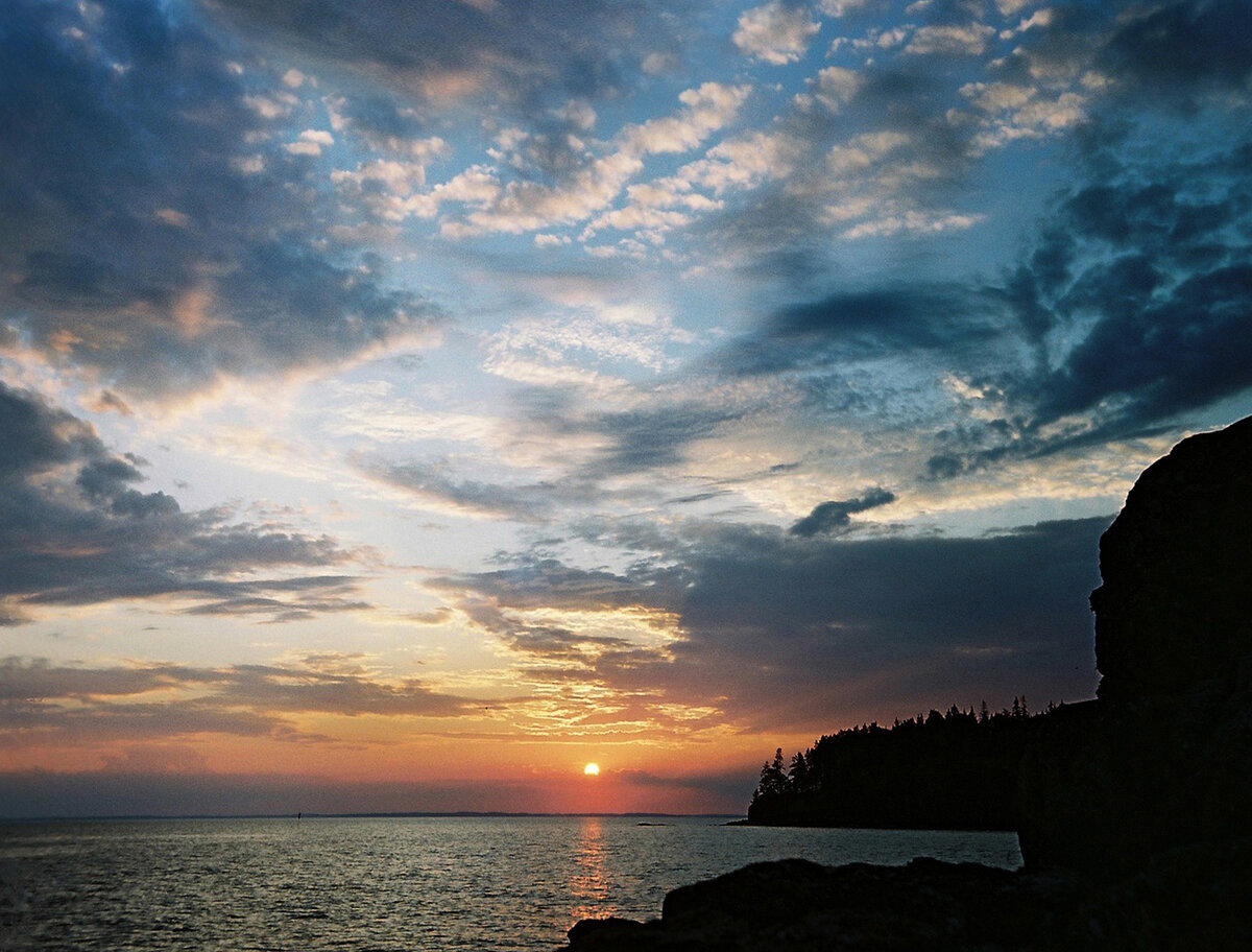 Закат на Скалистом