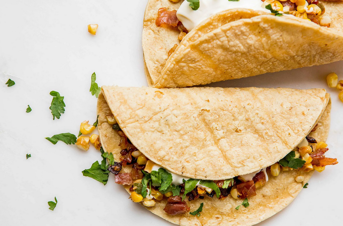 Кукурузные питы. Тортилья (Мексиканские лепешки Tortillas). Фахитос кесадилья. Мексиканская кухня Такос. Тако бурито Тортилья.