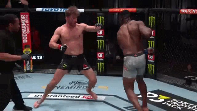 Нганну вырубает Стипе Миочича и становится чемпионом UFC