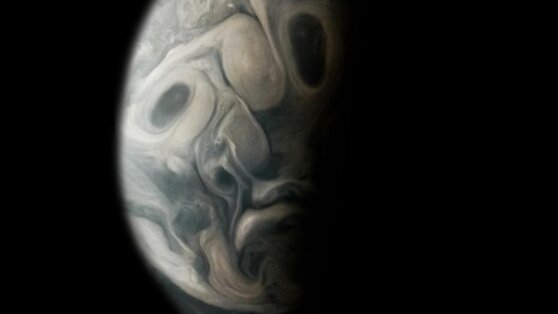    Зонд NASA запечатлел "лицо" на поверхности Юпитера Татьяна Сидорова