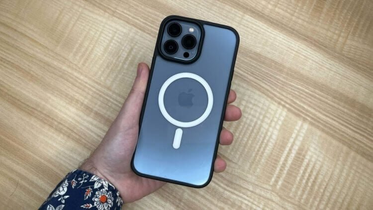    MagSafe открывает большие возможности по использованию дополнительных аксессуаров. Источник: edition.cnn.com