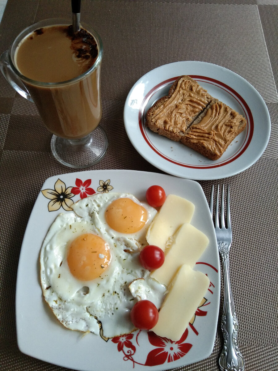 КБЖУ: 412/26,5/25,6/18,8