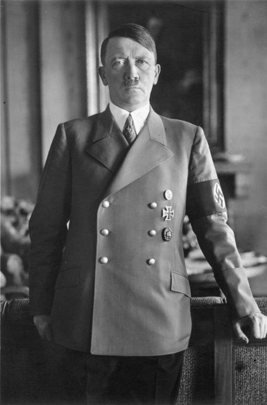 Авторство: Bundesarchiv, Bild 183-H1216-0500-002 / CC-BY-SA 3.0, CC BY-SA 3.0 de, https://commons.wikimedia.org/w/index.php?curid=5363989