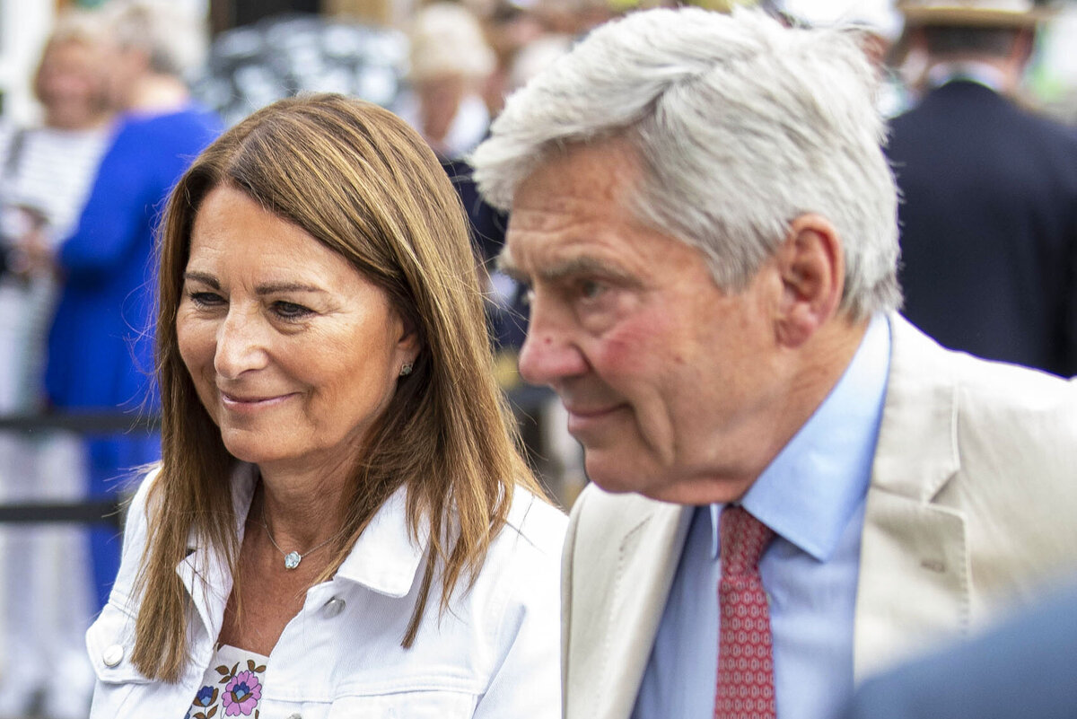     Унизительная провокация: модель обвинила родителей Кейт Миддлтон в том, что оказалась на сайте для взрослых