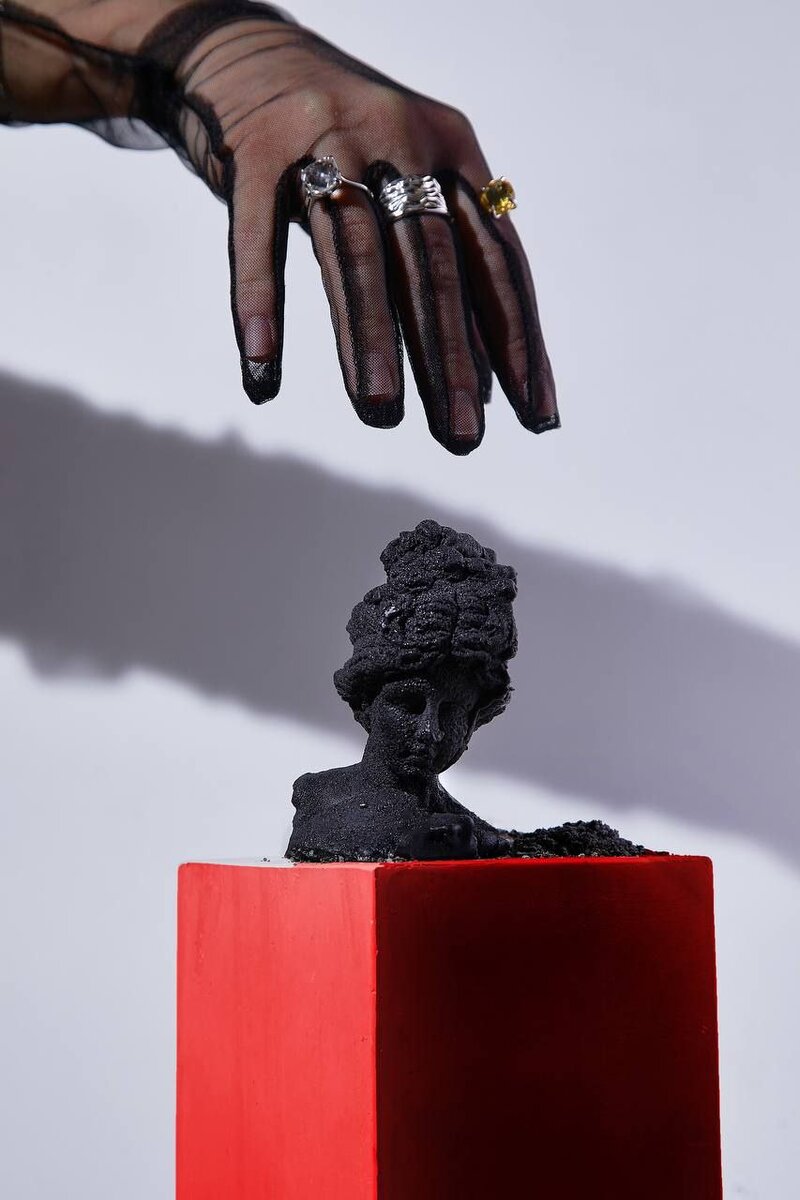 Подача блюд в ресторане Leth