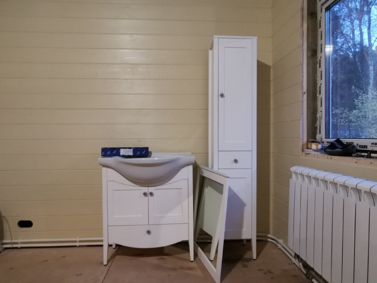 Мебель уже у нас. 