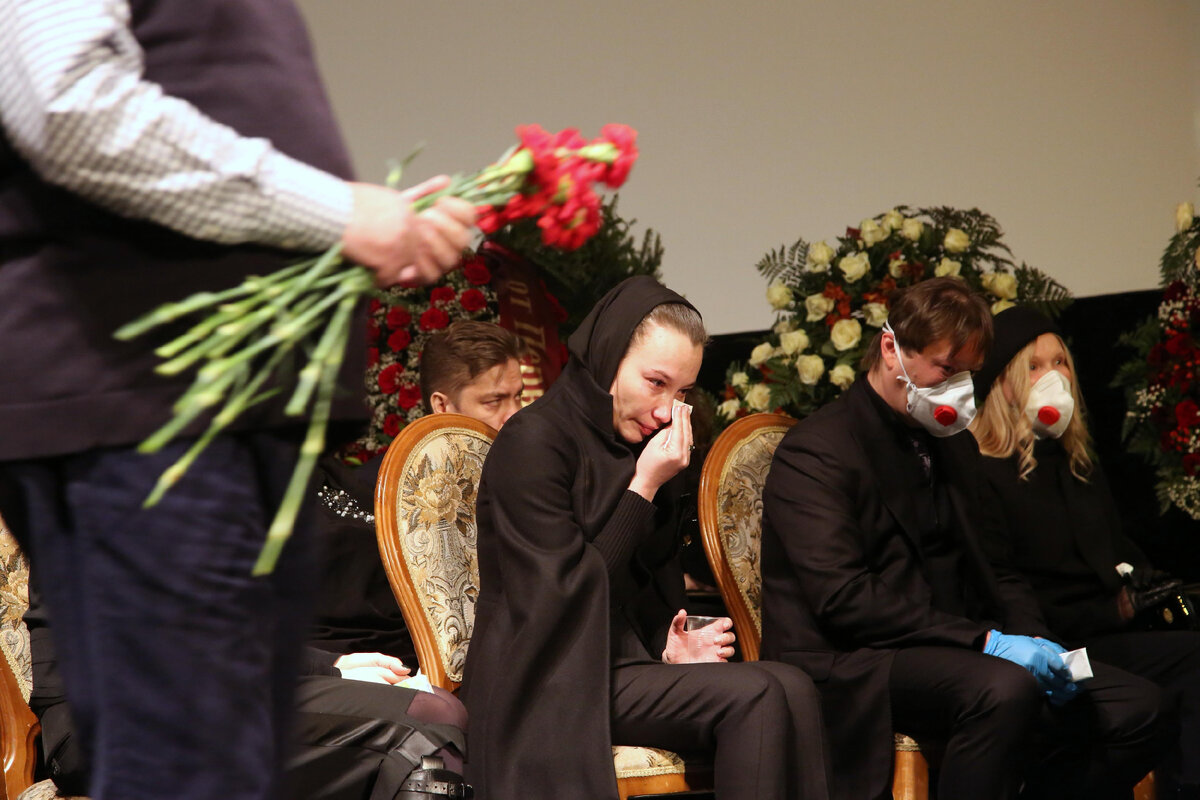 Екатерина тяжело перенесла смерть мужа