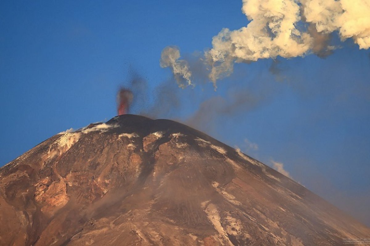    Власти Камчатки внимательно следят за активностью вулкана Ключевская сопка
