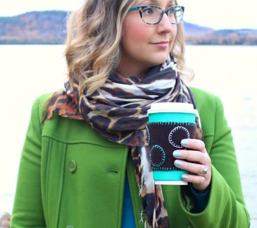    Чехол для чашки в «горошек»   
Источник: «Danslelake house»