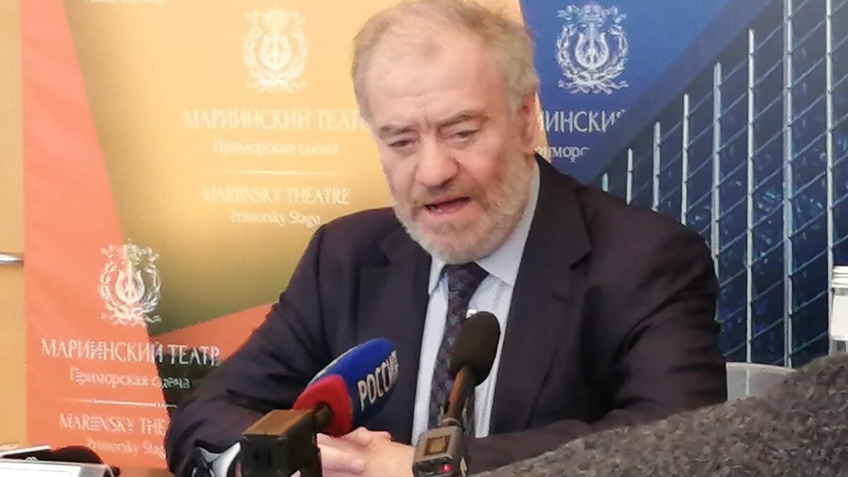     Последние дни октября художественный руководитель Мариинского театра, мировая величина, знаменитый дирижёр Валерий Гергиев проведёт во Владивостоке. Он приедет в наш город вместе с симфоническим оркестром основной сцены Мариинского театра.