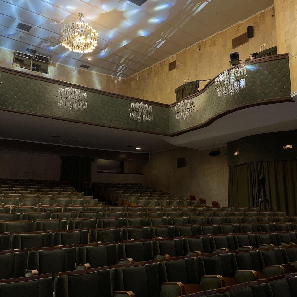    Ранее для малого зала купили новые кресла. Фото: сообщество Томского театра драмы во «ВКонтакте»