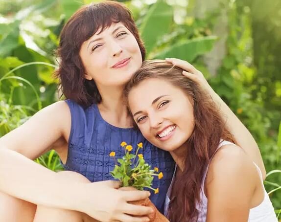 Машу мама с детства любила больше, несмотря на ее характер