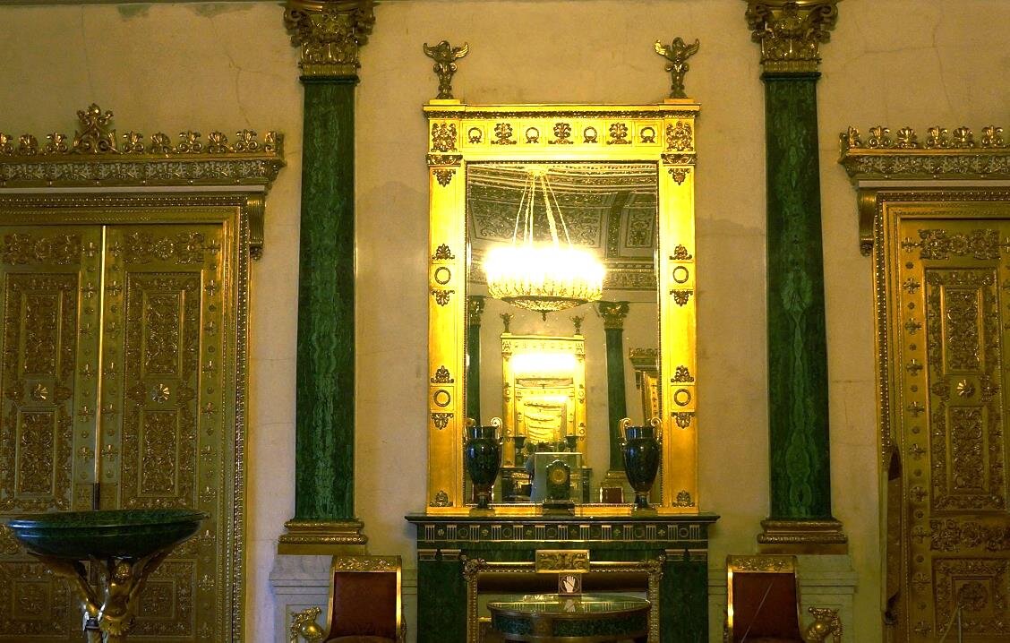 фото сделано автором в Эрмитаже, ох, и трудно же оттуда уйти! 