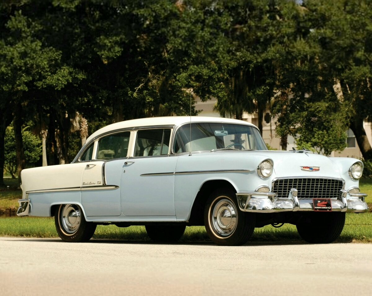 28 октября 1954 года. В этот день состоялся дебют Chevrolet Bel Air 1955  модельного года. | ScarS | Дзен