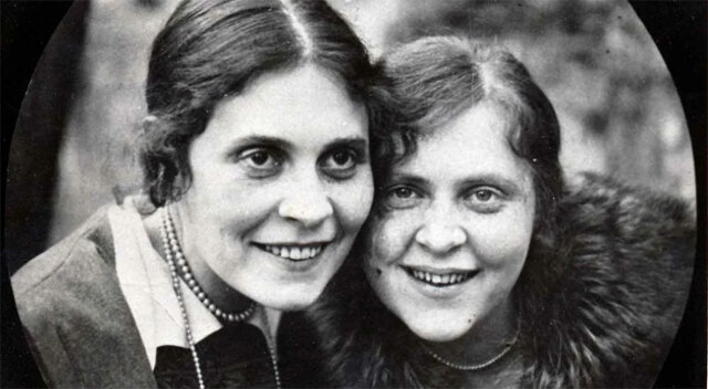 Лиля Брик (слева) с сестрой Эльзой (будущей женой Луи Арагона)