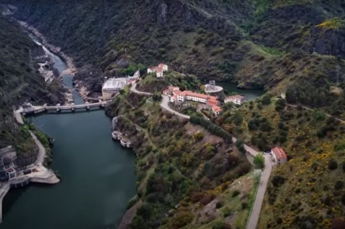    В Испании деревню продают по цене дома