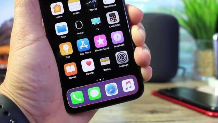    Оформление дока на iPhone можно изменить с помощью стороннего софта. Источник: YouTube