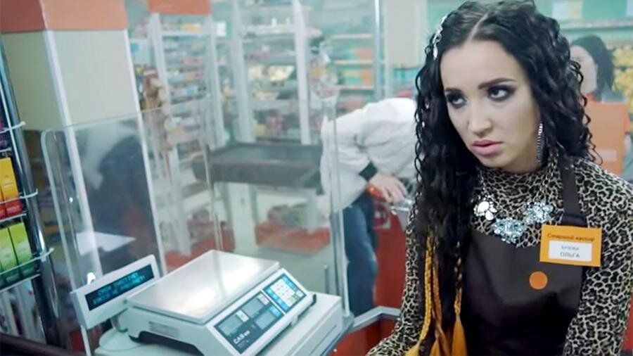 Кассиры требуются всегда, но это ли предел мечтаний? Девочки, жму руку за железные нервы