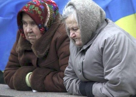    Для обнищавшего населения Украины предложили ввести крепостное право и трудовую повинность