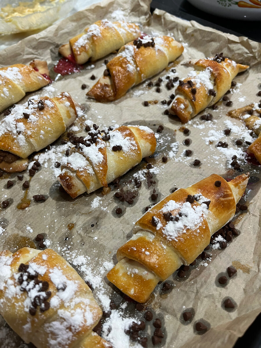 Рецепт нежных круассанов с шоколадной начинкой!🥐 | Любовь к искусству  готовки! | Дзен