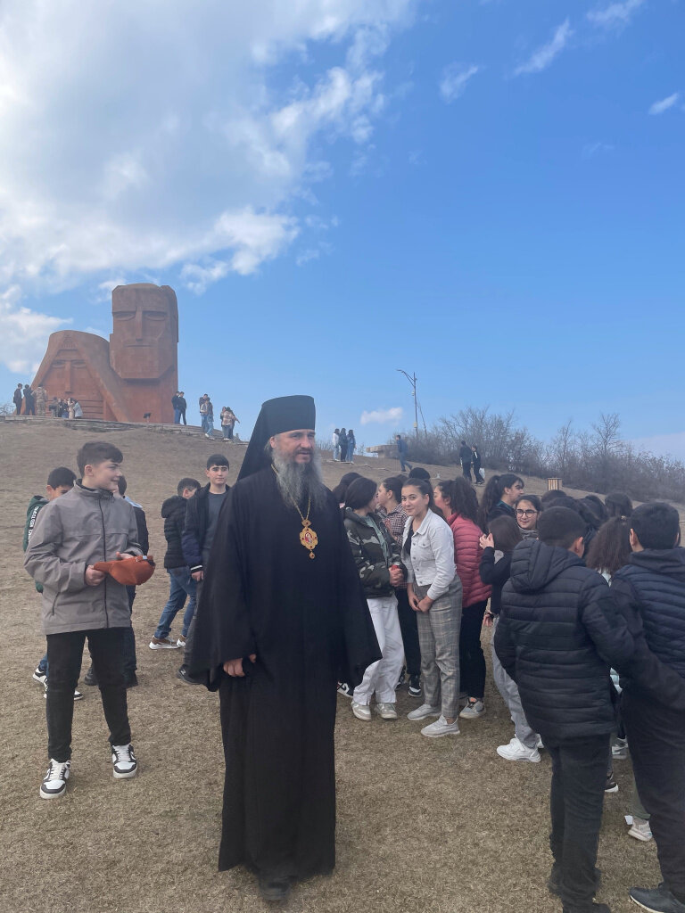 В результате сентябрьской широкомасштабной военной агрессии Азербайджана под видом «антитеррористической операции» в Арцахе (Нагорном Карабахе) не осталось не только исконного армянского населения, но-10