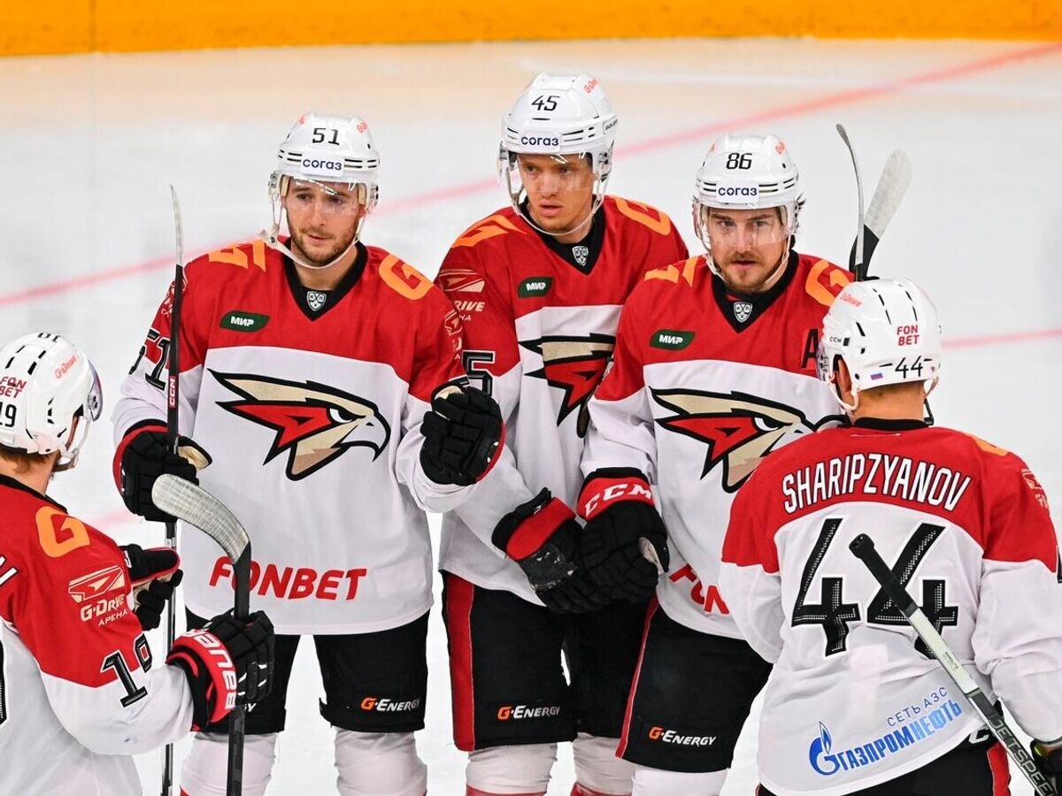    Хоккеисты "Авангарда"© Фото : Пресс-служба ХК "Авангард"