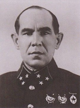Иван Николаевич Музыченко (29 октября 1901, Ростов-на-Дону, область Войска Донского — 8 декабря 1970, Москва) — советский военачальник, генерал-лейтенант (1940). В начальный период Великой Отечественной войны командующий 6-й армией. Один из советских генералов, попавших в плен к немцам