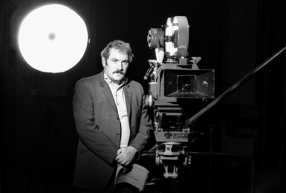 бек хамраев оператор. свен нюквист. г а товстоногов. г. режиссер постановщик.