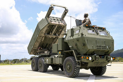    Реактивная система залпового огня M142 HIMARS ©3dmardivcommstrat. Собственная работа, CC BY-SA 4.0 Wikipedia.org