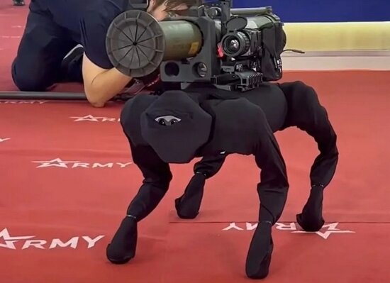 Российская собака-робот М-81