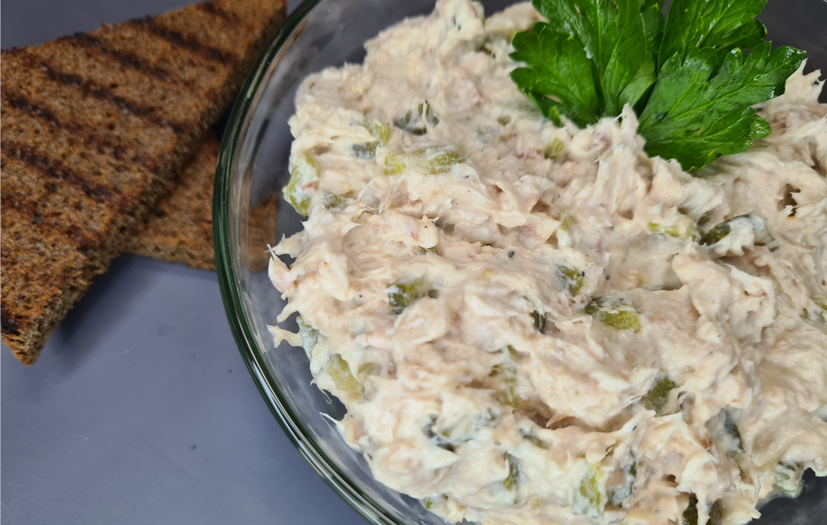 Риет с тунцом и огурцом