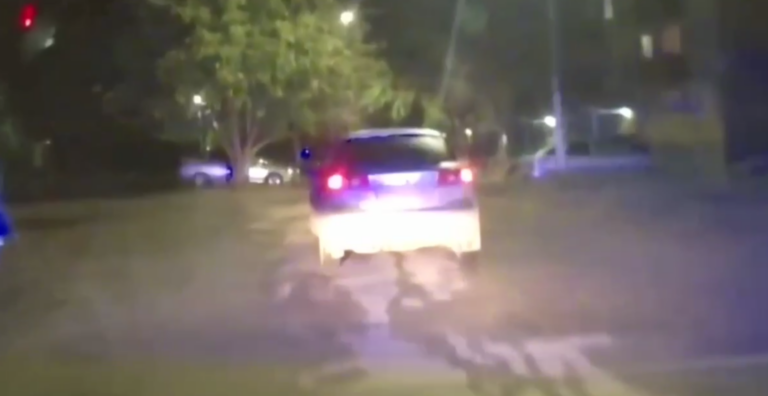    В Орске нетрезвый водитель «Шевроле Лачетти» пытался скрыться от сотрудников полиции Кристина Просвиркина