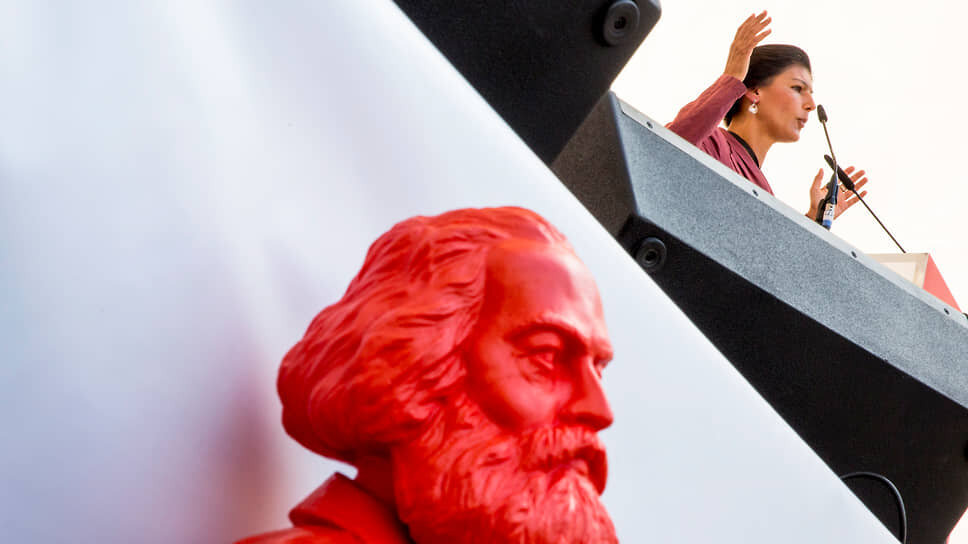 Фото: Thomas Peter / Reuters📷Зара Вагенкнехт сочетает любовь к марксизму с идеями «Альтернативы для Германии»