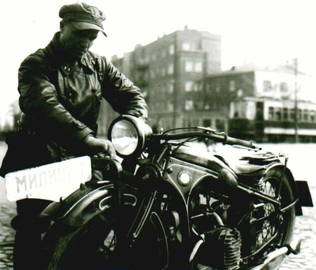 Тема, боевого применения мотоциклов в Великой Отечественной войне, крайне интересна, и по-хорошему, достойна стать историческим триллером мирового масштаба, причем, не фильма, а сериала, слишком она-29