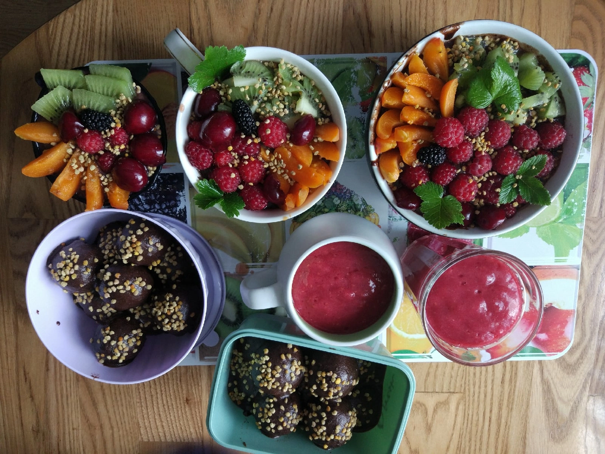 Сыроедные конфеты, смузи и кисель-настоящее лакомство и польза