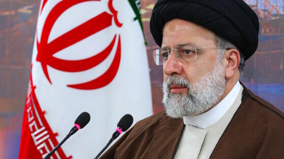    Раиси: Иран не намерен следовать предостережениям США от конфронтации с Израилем Роман Захаров