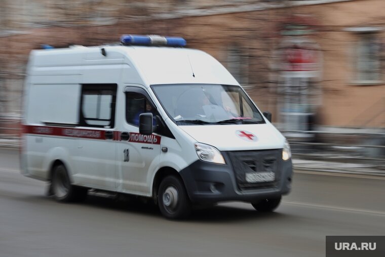    Водитель Peugeot, две 16-летние пассажирки и одна 22-летняя получили травмы в ДТП